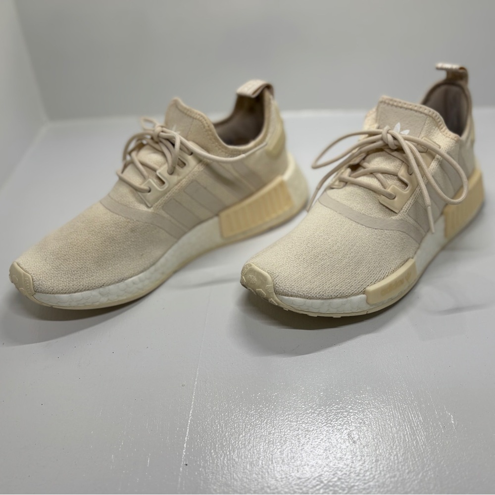 Adidas NMD R1 Wonder White Running Shoes Women's size 8.5
